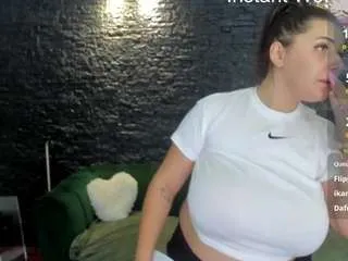 boobzillaa on CamSoda 