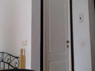 Freechat britneydivin on CamSoda