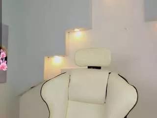 bunnytay18 from CamSoda