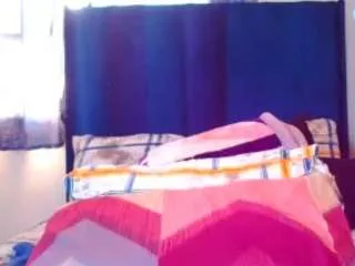 Freechat bustydiamondlover on CamSoda