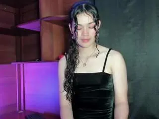 Freechat camilamillerh on CamSoda