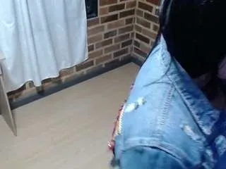 Offline candy-1 on CamSoda