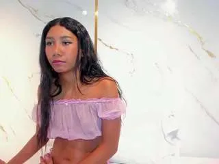 Offline candyrouse2 on CamSoda