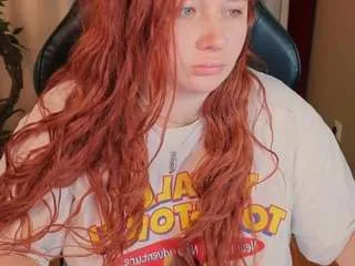 Away carolinawinter on CamSoda