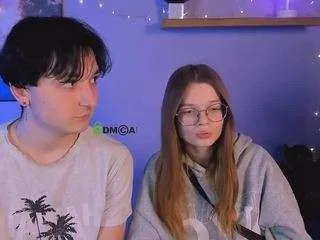 Offline caroline-eclipse on CamSoda