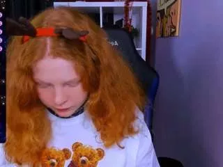 Offline cassieredkiss on CamSoda