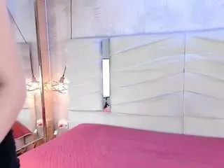 Freechat catarinamayer on CamSoda