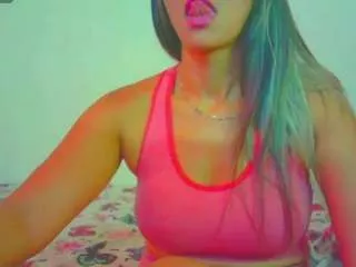 Freechat celestee-pretty on CamSoda