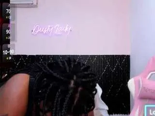 Freechat channelbrunnette on CamSoda