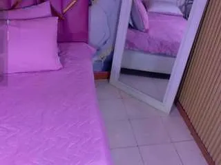 Offline chantal-quinn on CamSoda