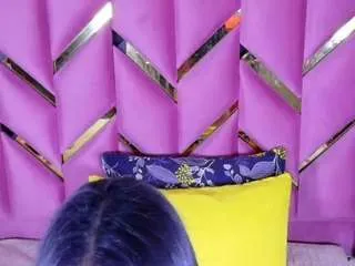 Offline chantal-quinn on CamSoda