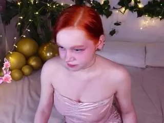 CamSoda cherycake is Away cherycake — Golden Ticket Show In Progress. Tip 299 to join the show