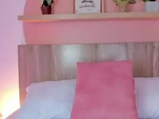 Offline clara-luuu on CamSoda