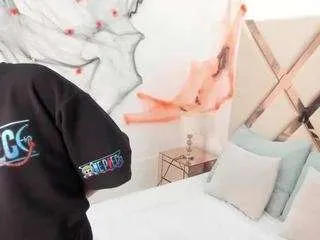 Freechat cloemorwen on CamSoda