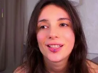 Offline constancedeary on CamSoda