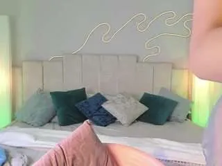 Offline corinne-benson on CamSoda