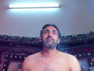 Offline crisjordanhot on CamSoda