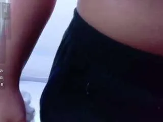 Freechat curvybuffgirllll on CamSoda