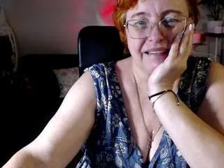 Offline curvyjoanna on CamSoda