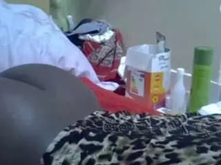 Freechat cute-tara on CamSoda