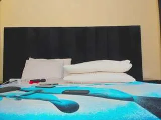 Offline cutie-bootie on CamSoda