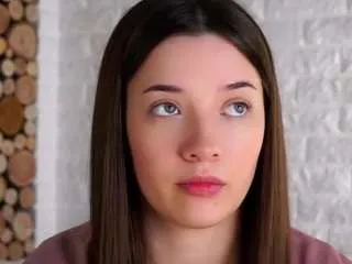 Freechat cwenfenney on CamSoda