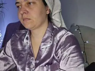 Offline cyndeewinter on CamSoda