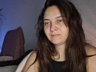 Offline cyndeewinter on CamSoda