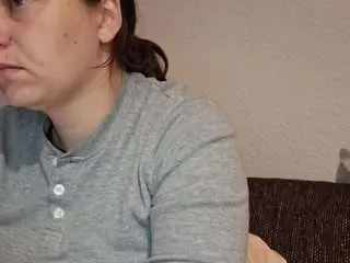 Offline cyndeewinter on CamSoda