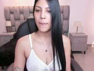 Offline dafne-hills on CamSoda
