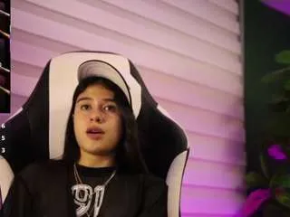 Offline danaa-rouse on CamSoda