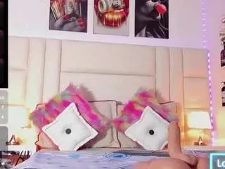 Offline daniela-pk2 on CamSoda