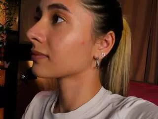 Private darlabelle on CamSoda