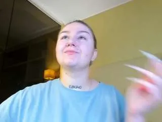 Away debbie-taylor on CamSoda