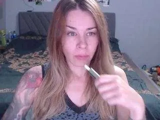 Offline directgirl on CamSoda