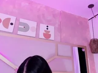 Offline dollsweety on CamSoda