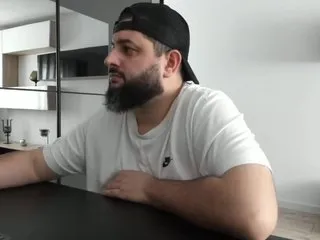 Offline dravenpeak on CamSoda