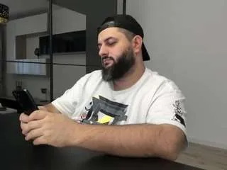 Offline dravenpeak on CamSoda