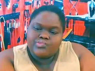 Offline ebonyhotbuns on CamSoda