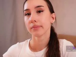 Offline edithbinner on CamSoda