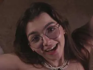 Offline eldagoldsmith on CamSoda