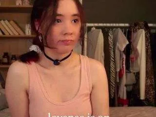 Freechat eleneeves on CamSoda