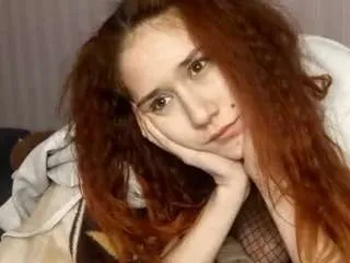 Freechat elisacheser on CamSoda