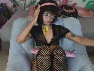 elissecinnamon on CamSoda