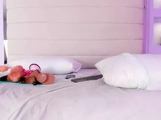 Offline elizabeth-bree on CamSoda