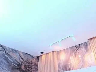 ella-harper on CamSoda 