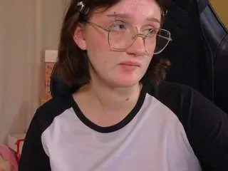 Offline elliejay1 on CamSoda