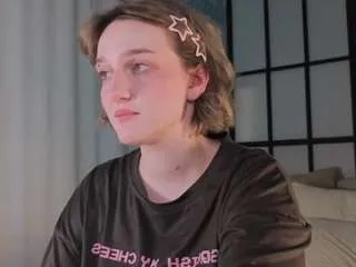 Offline elliejay1 on CamSoda