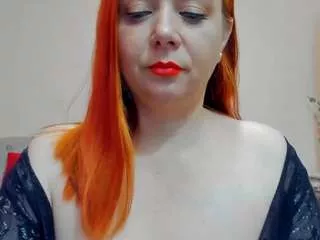 Freechat emilianna666 on CamSoda