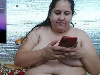 emily-nessa on CamSoda